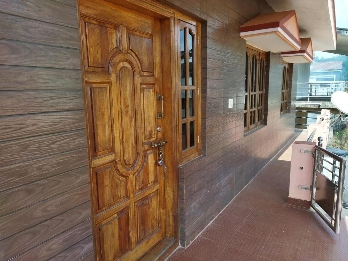 Hidden Gem Home Stay Madikeri Luaran gambar